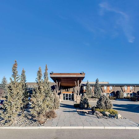 Heritage Inn Hotel & Convention Centre - High River Exterior foto