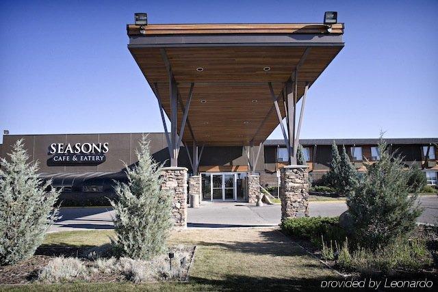 Heritage Inn Hotel & Convention Centre - High River Exterior foto