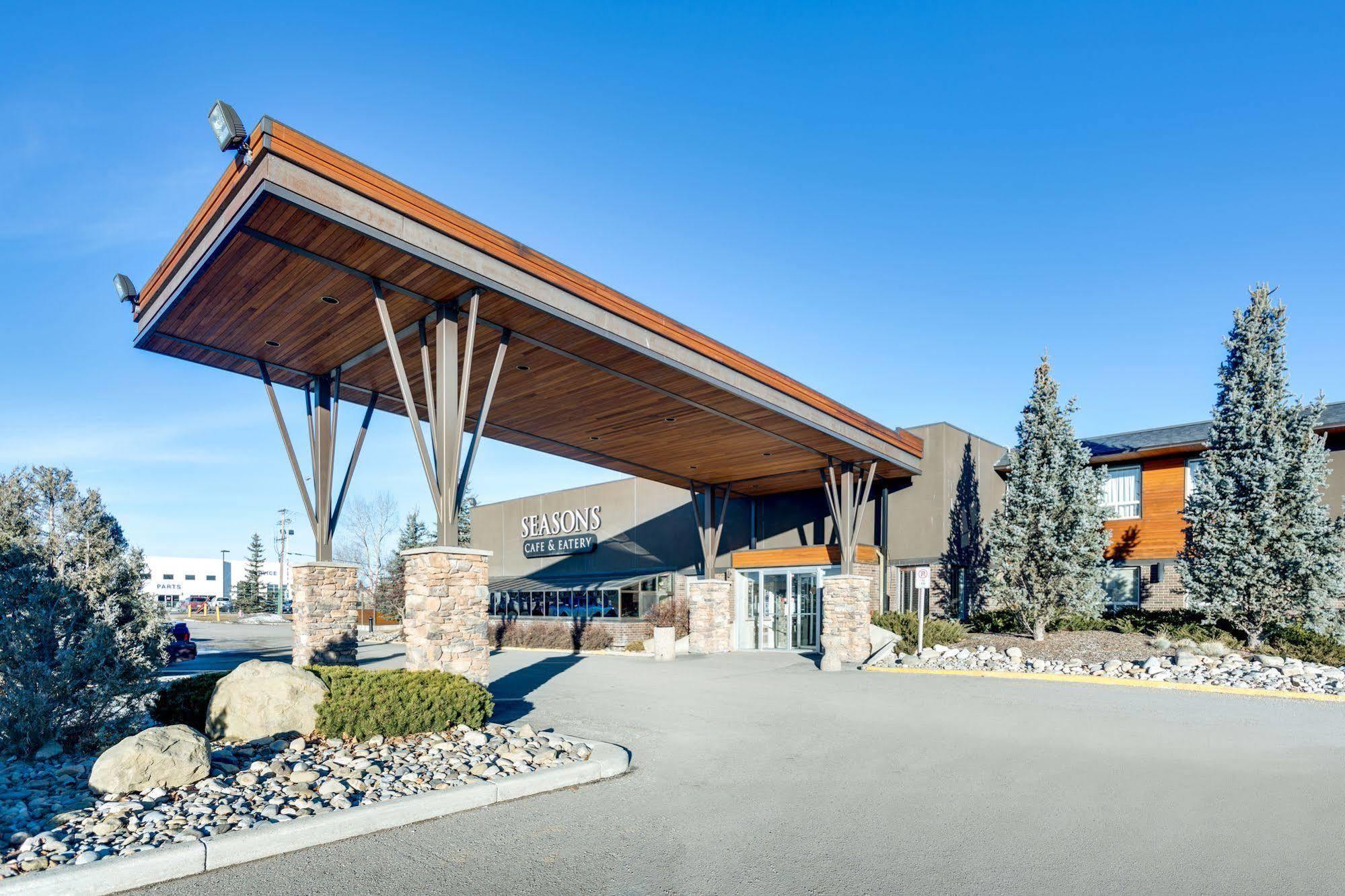 Heritage Inn Hotel & Convention Centre - High River Exterior foto
